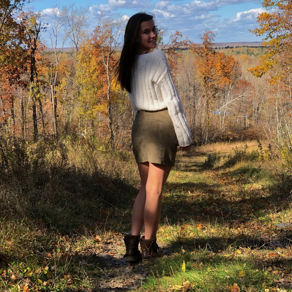 Meet your Posher, Lauren